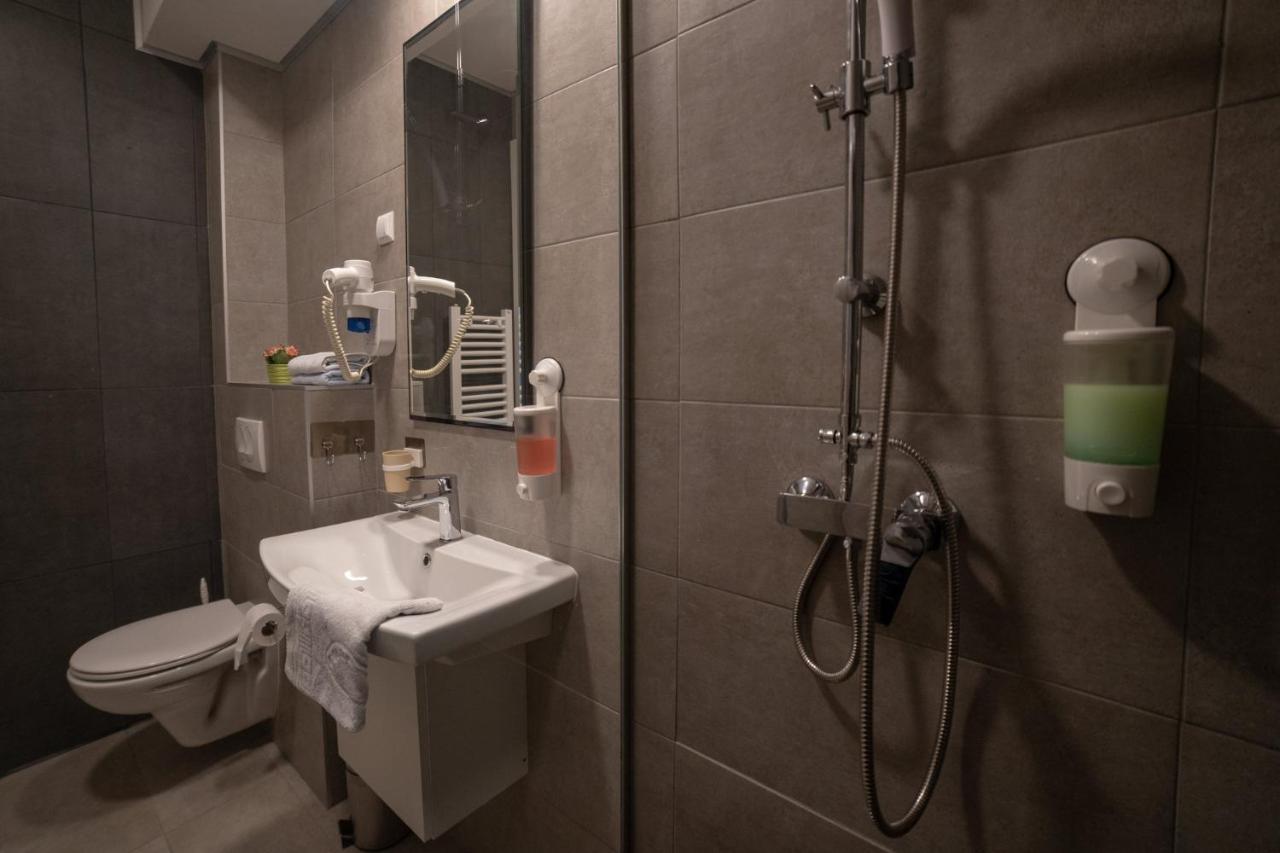 טוזלה Apartments Slana Oaza מראה חיצוני תמונה